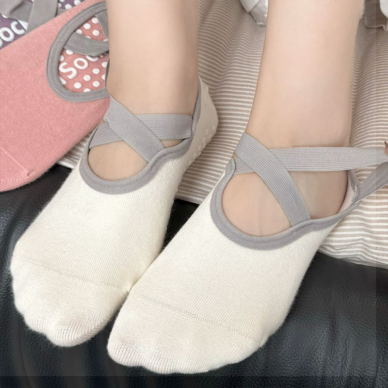 Professional Women Yoga Sock S - огляд і ціна Yoga & Fitness With Faye The Well Being Studio Abbots Langley Reviews