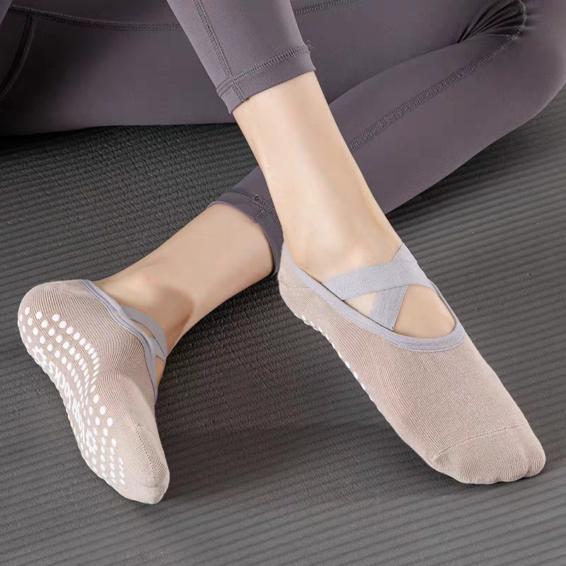 Professional Women Yoga Sock S - огляд і ціна Yoga & Fitness With Faye The Well Being Studio Abbots Langley Reviews